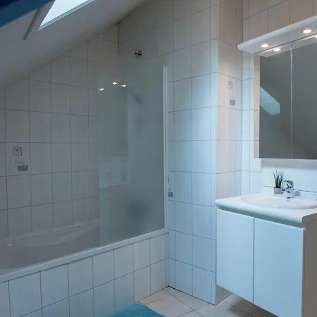 In With Sauna & Bubble Bath * Вэм