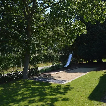 In With Sauna & Bubble Bath Дом отдыха Вэм